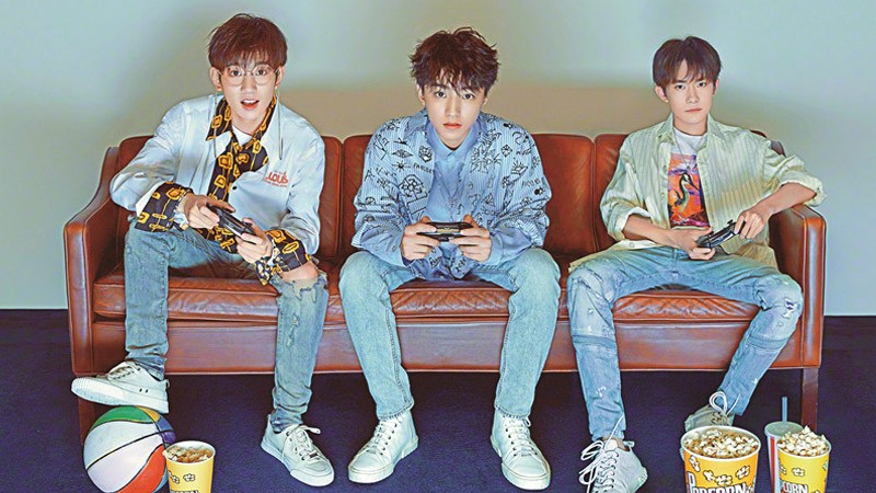 TFBOYS：养成系偶像的魅力与挑战