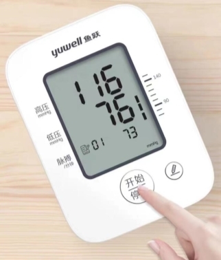 鱼跃血压计YE660D：家庭血压监测的优选品牌