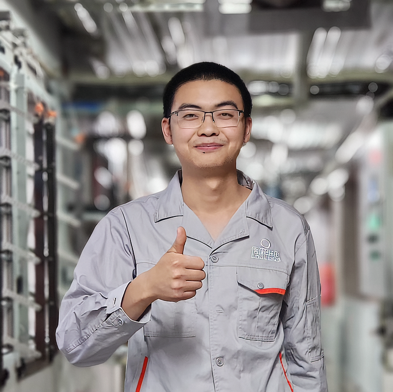 从实习生到选育场负责人，小杜在德康的奋斗之路